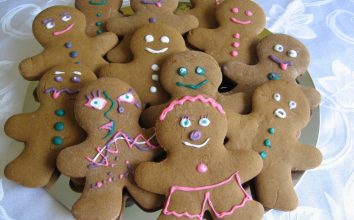 Gingerbread Biscuit Zencefilli Bisküvi Tarifi