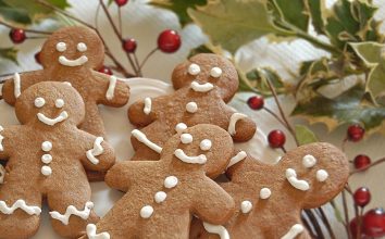 Burhaniye Usulü Tatlı Gingerbread Zencefilli Kurabiye Tarifi