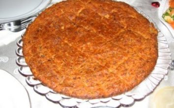 Çiftlik Usulü Tatlı Pırasalı Kek Tarifi